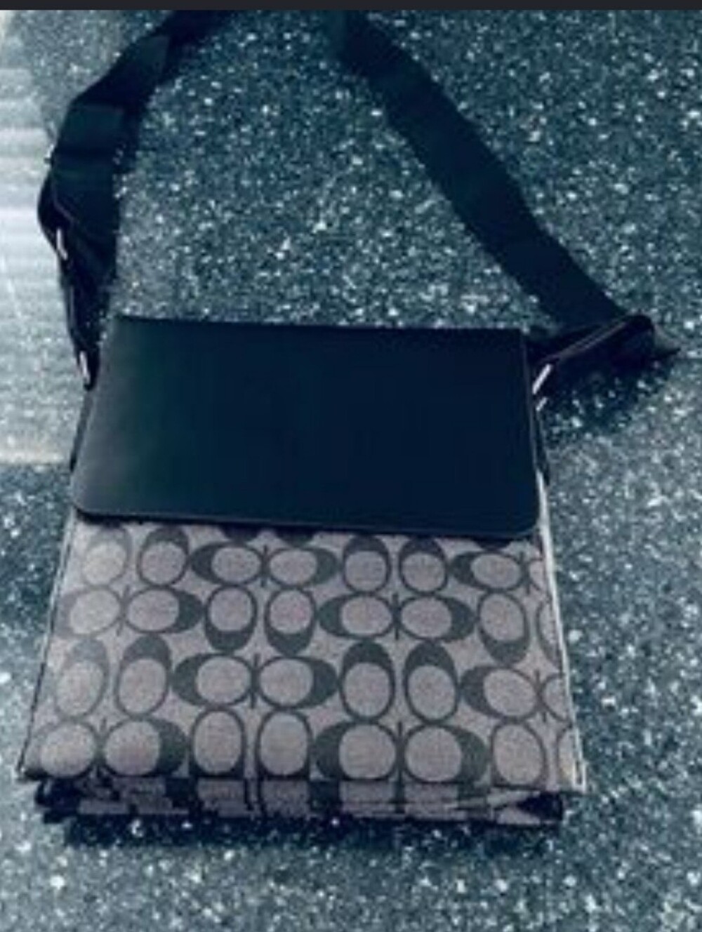 Designer Messenger Bag - Picture 5 of 7